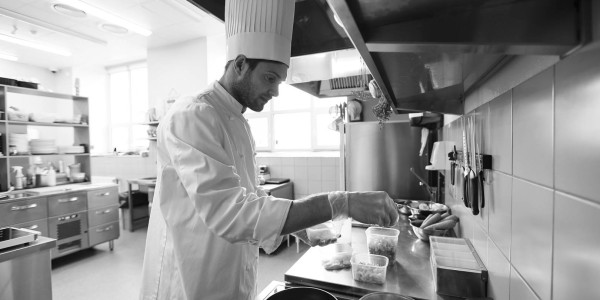 Contratos de Trabajo / Situaciones Irregulares Quijorna · Contrato de Prácticas / Estatuto del Becario